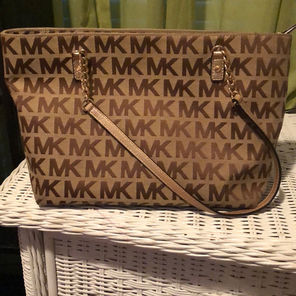 Michael Kors letter print purse